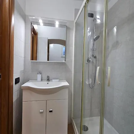 Cinque Terre House 2 *